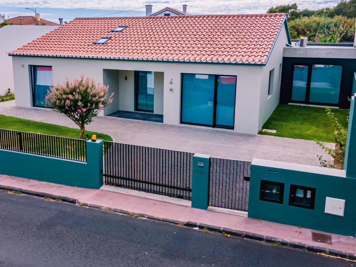 Populo'S Place Ponta Delgada المظهر الخارجي الصورة